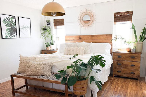 nội thất gỗ sẽ giúp không gian phòng ngủ vợ chồng trở nên ấm cúng